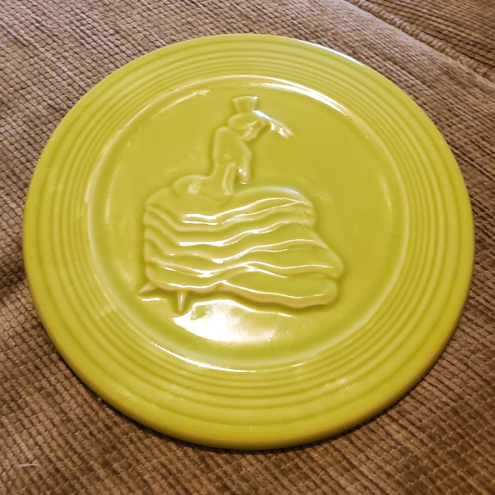 New Fiesta 6" Trivet Dancing Lady Lemongrass Green